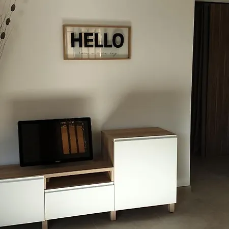 Superbe Renove De 3 Pieces Dans Апартаменты