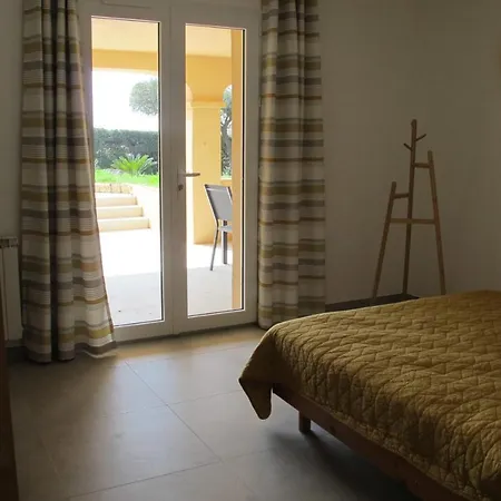 Superbe Renove De 3 Pieces Dans Apartamento Saint-Raphaël